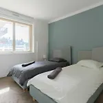 Luxurious 4 People - Casino Barriere 아파트 *